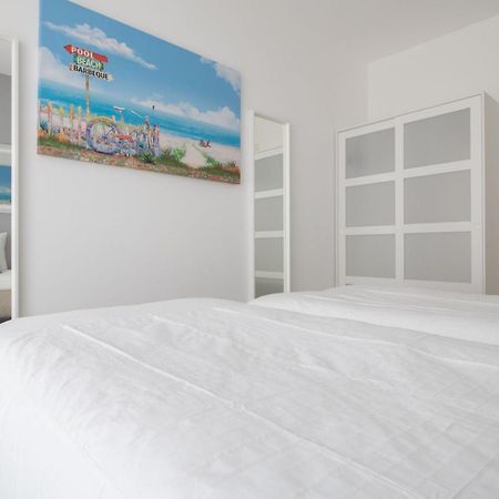 תל אביב Sweethome26 Luxury Apt Close To The Beach & Free Parking מראה חיצוני תמונה