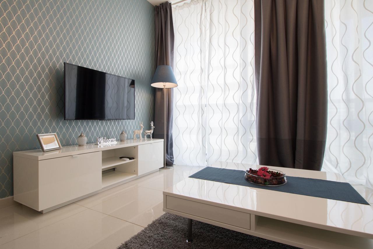תל אביב Sweethome26 Luxury Apt Close To The Beach & Free Parking מראה חיצוני תמונה