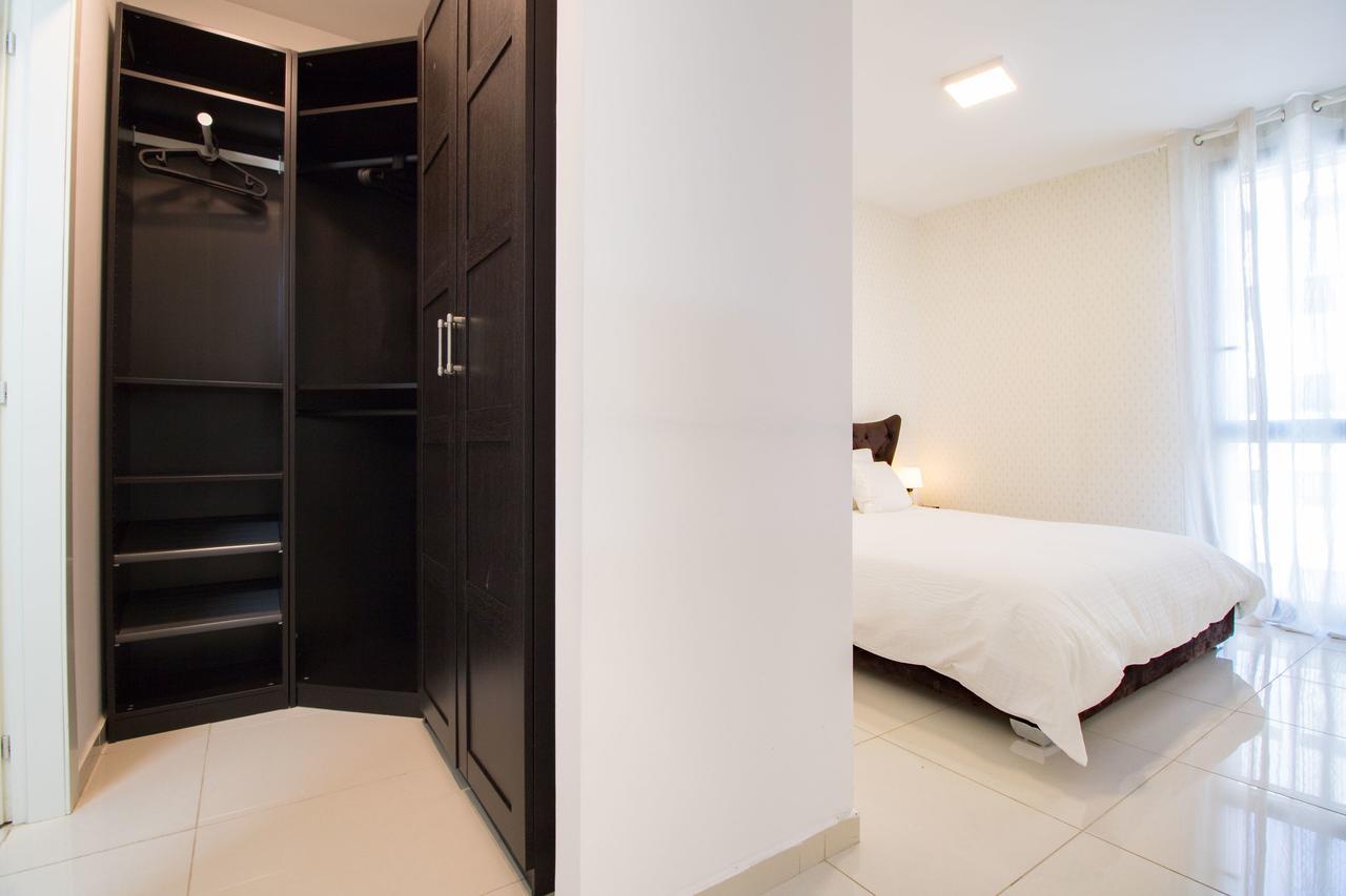 תל אביב Sweethome26 Luxury Apt Close To The Beach & Free Parking מראה חיצוני תמונה