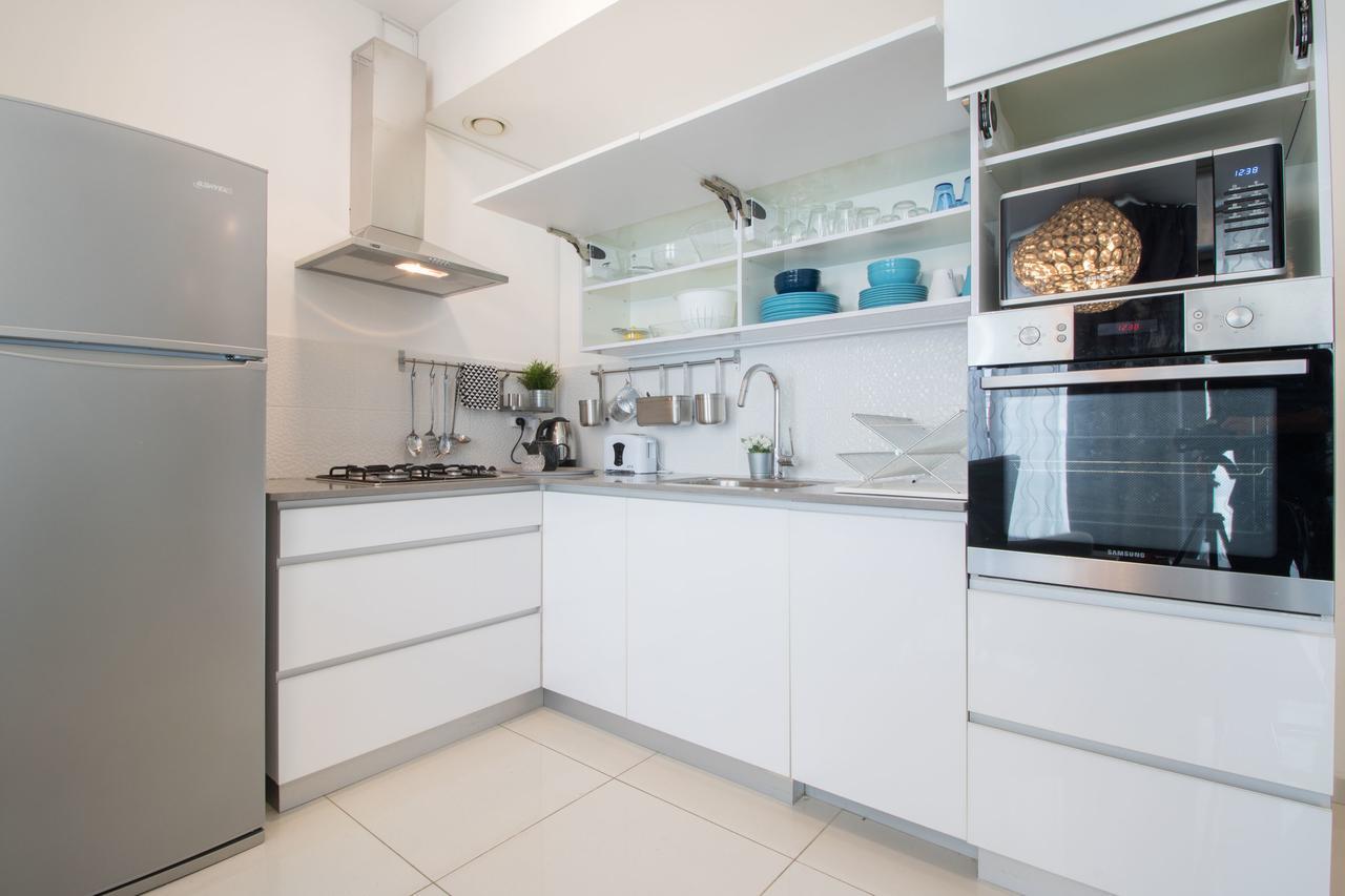 תל אביב Sweethome26 Luxury Apt Close To The Beach & Free Parking מראה חיצוני תמונה