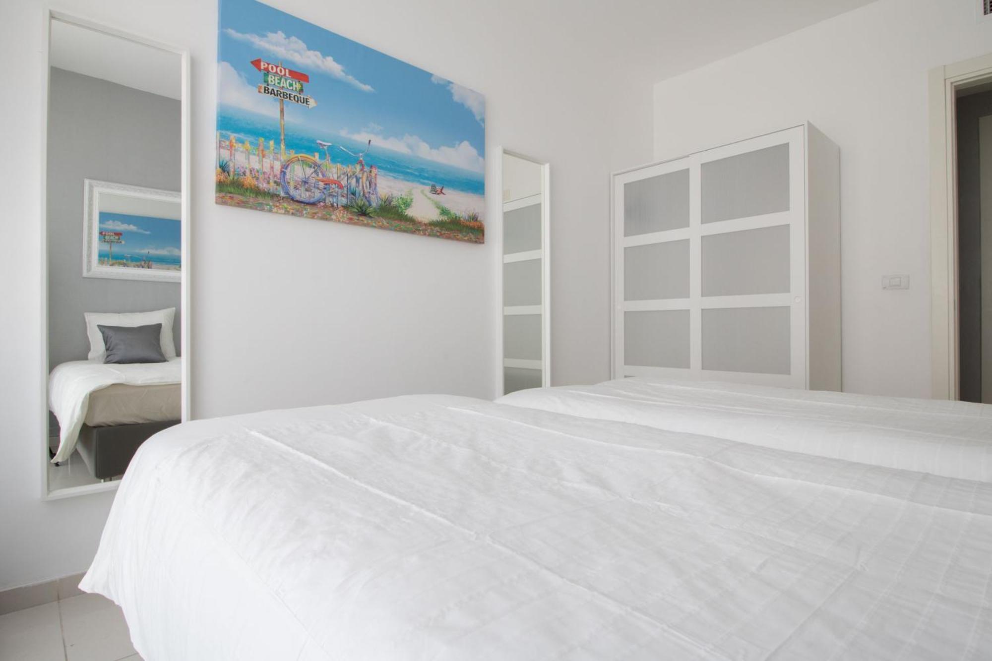 תל אביב Sweethome26 Luxury Apt Close To The Beach & Free Parking מראה חיצוני תמונה